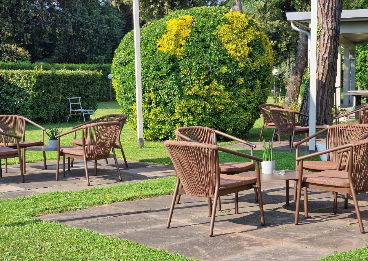 Hotel Villa Elsa Марина-ді-Масса Екстер'єр фото