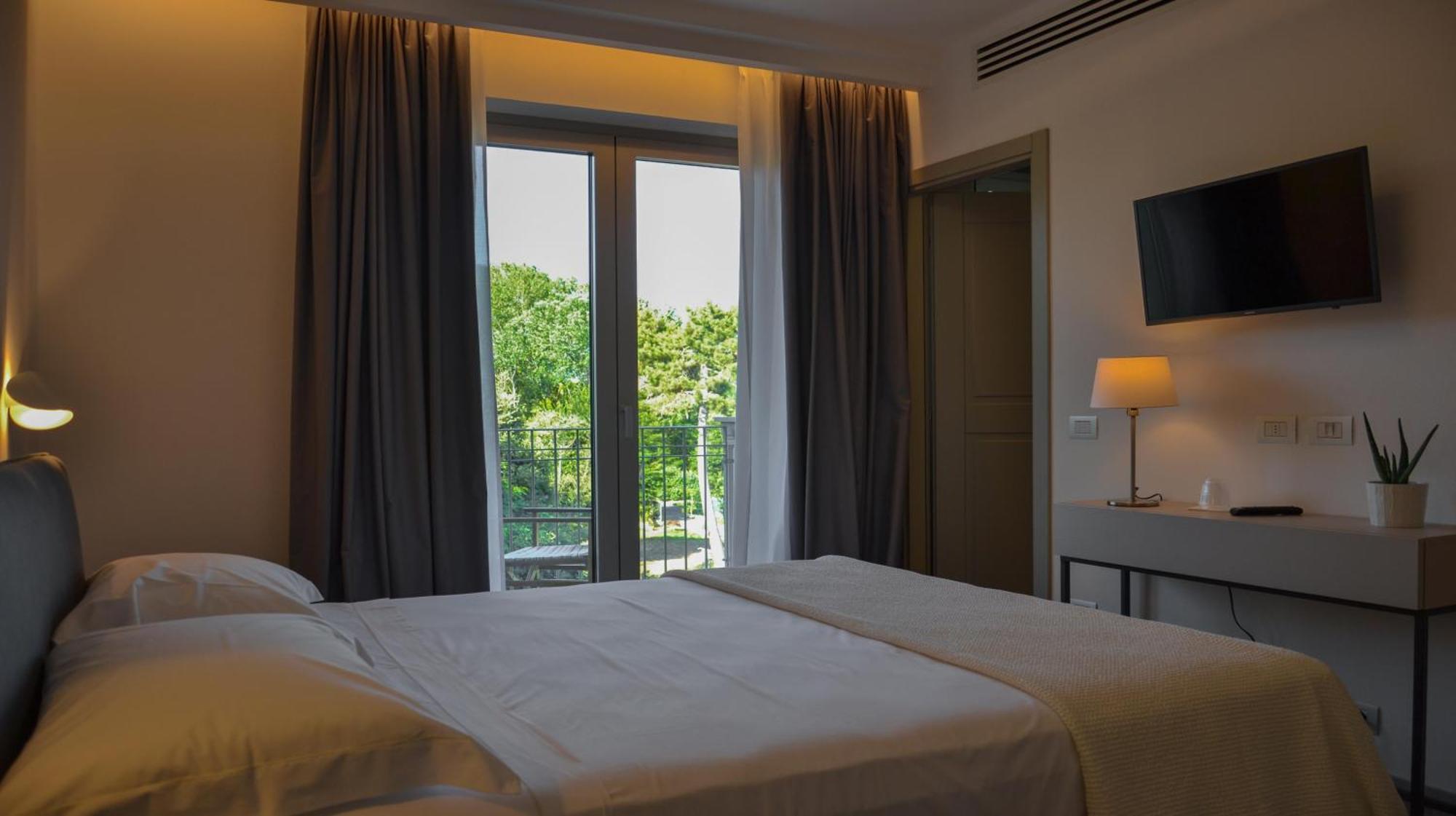 Hotel Villa Elsa Марина-ді-Масса Номер фото