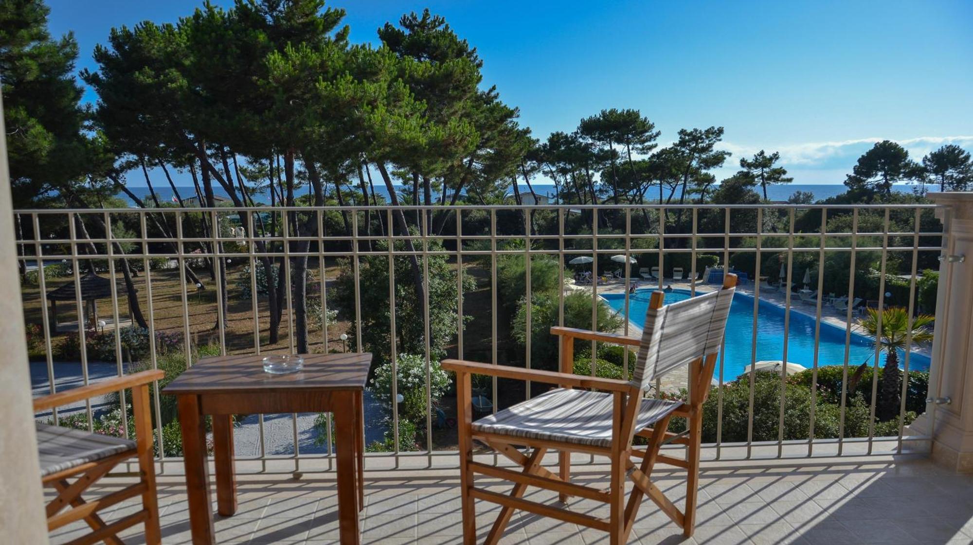 Hotel Villa Elsa Марина-ді-Масса Екстер'єр фото