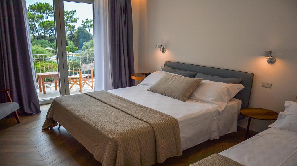 Hotel Villa Elsa Марина-ді-Масса Екстер'єр фото
