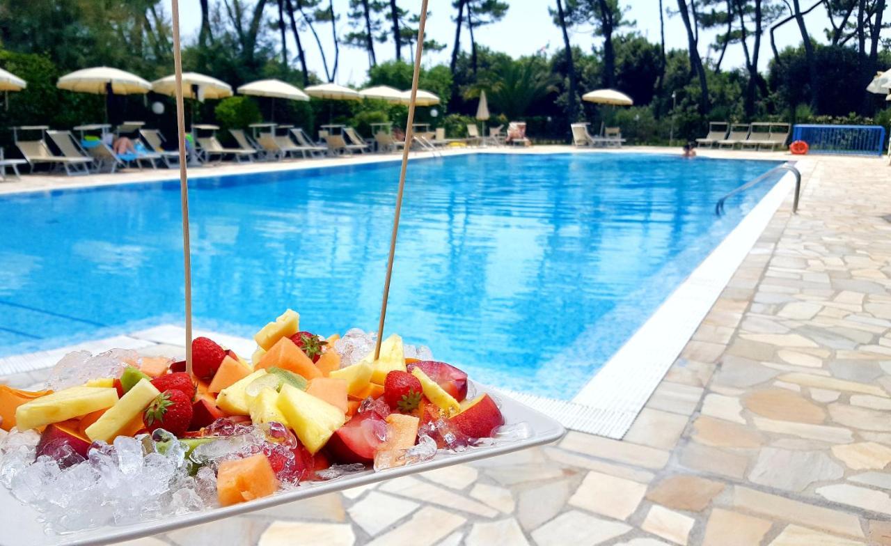 Hotel Villa Elsa Марина-ді-Масса Екстер'єр фото